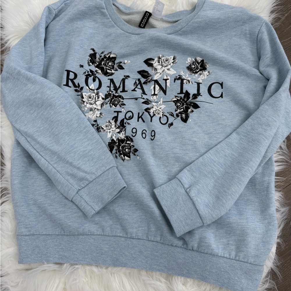 H&M Light Blue Floral Sweatshirt